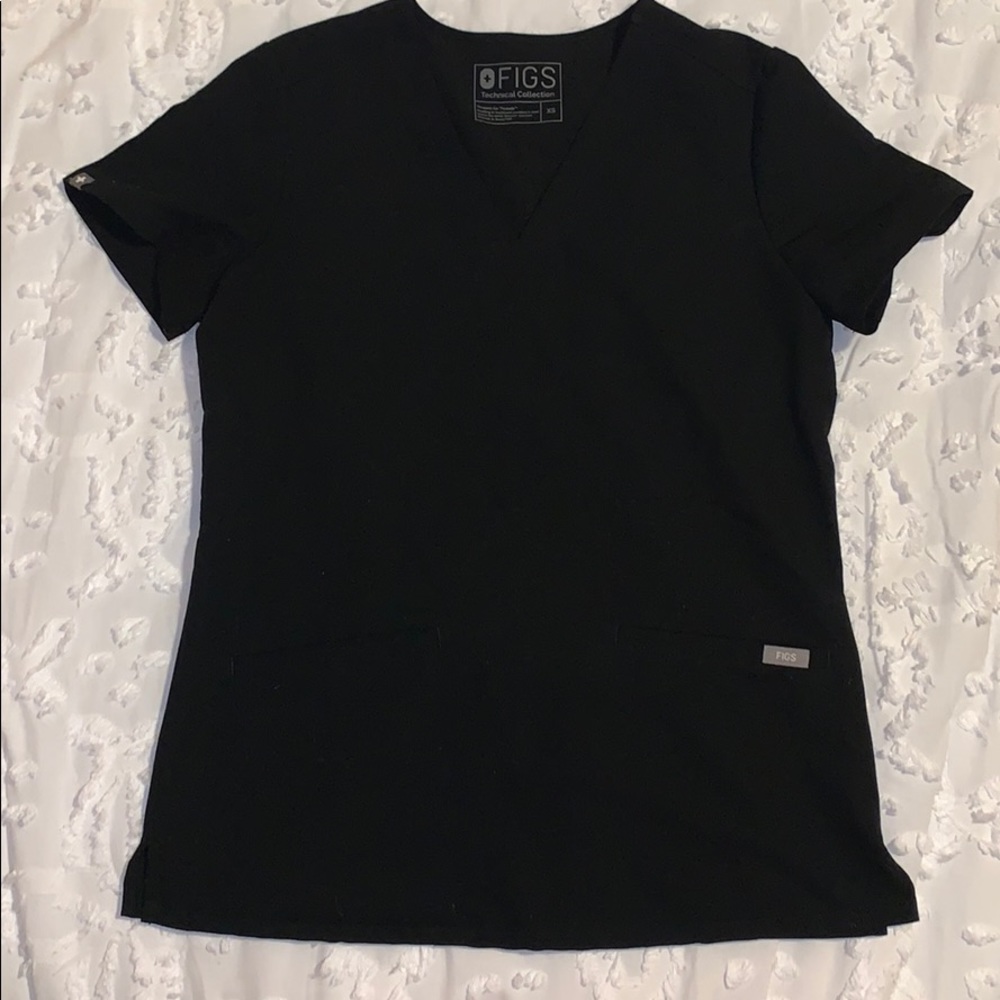 Figs scrub top